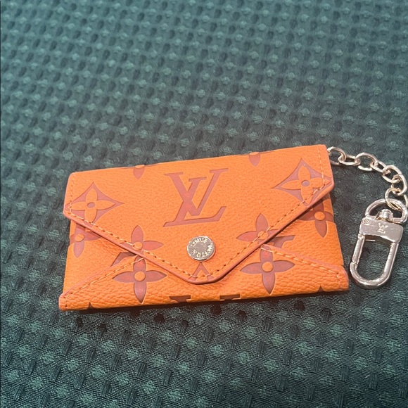Louis Vuitton Orange Monogram Key Pouch card holder wallet - Picture 4 of 10